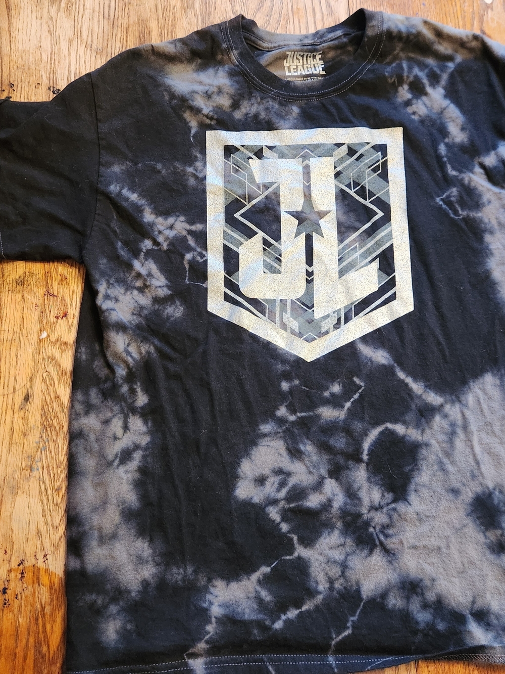 Justice League Mens' Black Tie-Dye Short Sleeve Logo Tee
